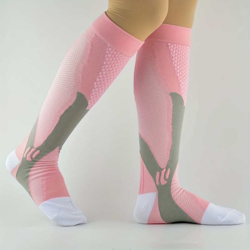 AeroEaze™ Compression Travel Socks