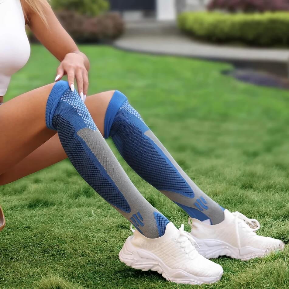AeroEaze™ Compression Travel Socks